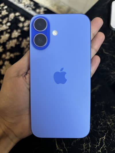 Apple iPhone 16