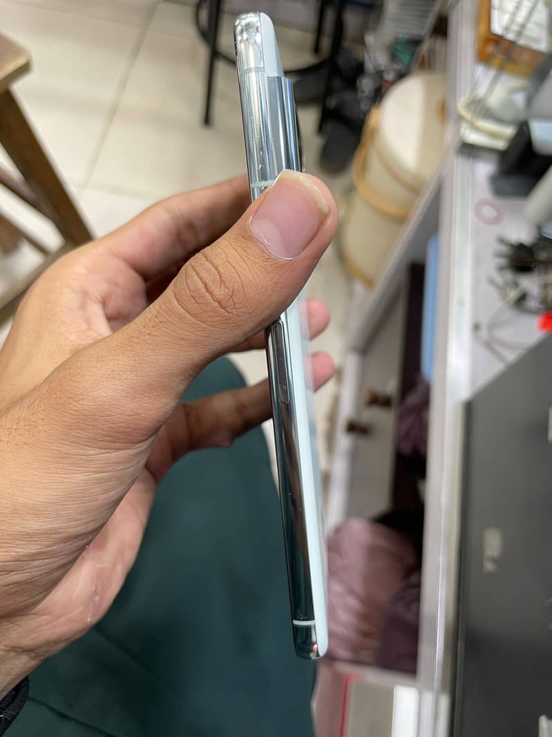 Google Pixel 8 Pro 5