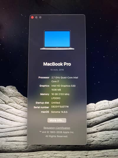 MacBook pro 2016 15 inches 16gb 512gb core i7