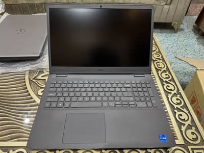 Dead final 47000 Dell 3500 Core i5 11th gen 8/256 NVME