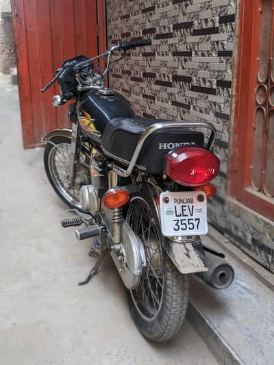 Honda 125 1st hand home used bike