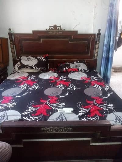 CHINNIOTTI WOODEN BED SET