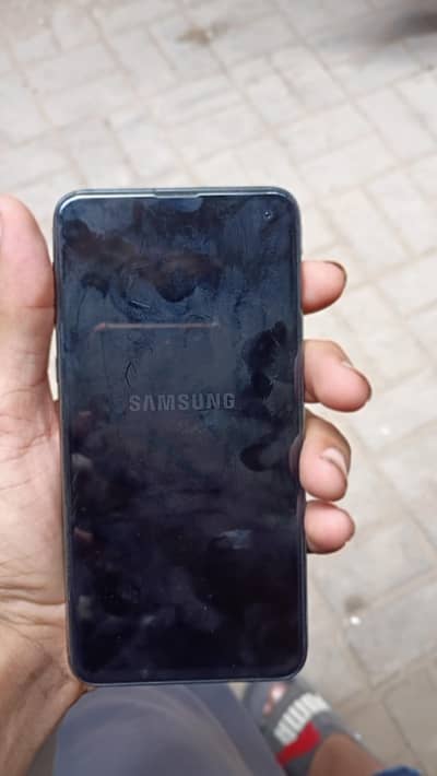 Samsung Mobile S10e