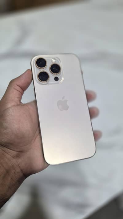 Apple iPhone 16 Pro
