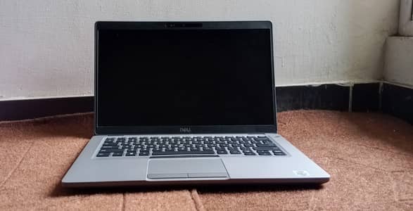 Dell latitude laptop with 14" touch screen core i5 10th Generation