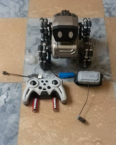Hand gesture rc robot dog