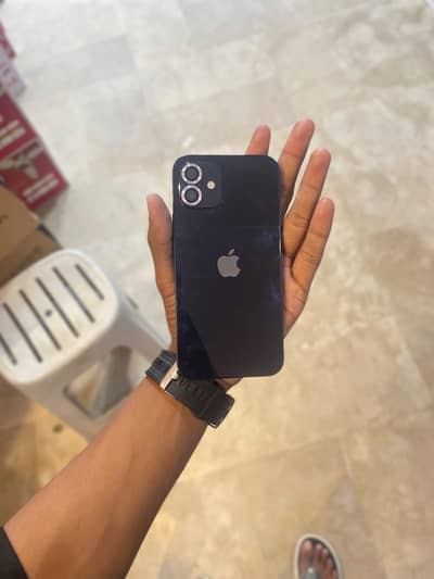 Apple iPhone 12