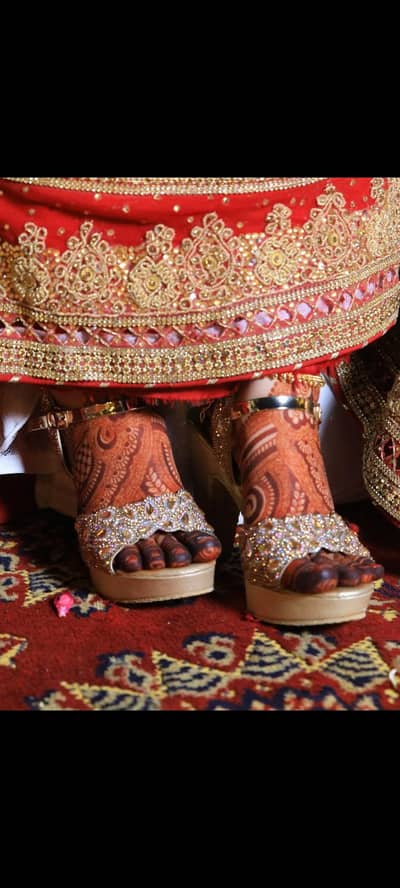 bridal golden heels