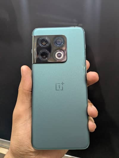 One Plus 10 Pro