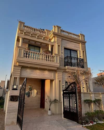 5 MARLA BRAND NEW ROYAL DESIGN HOUSE FOR RENT , NEAR PARK