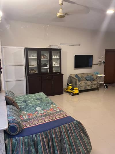 Portion For Rent  Gulistan jauhar block 2 400 square yards  1 Lac 25000 Ground Floor  *Code(16558)*