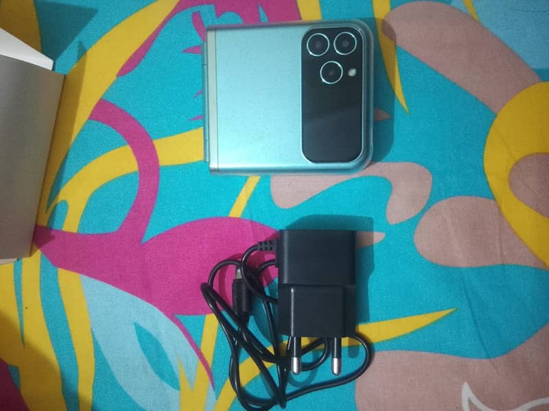 QMobile QPhantom 5