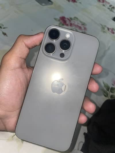 Apple iPhone 15 Pro Max