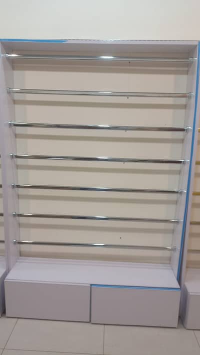 Wooden racks for sale / Clothing racks - Total 4