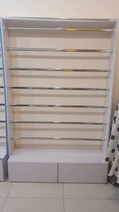 Wooden racks for sale / Clothing racks - Total 4