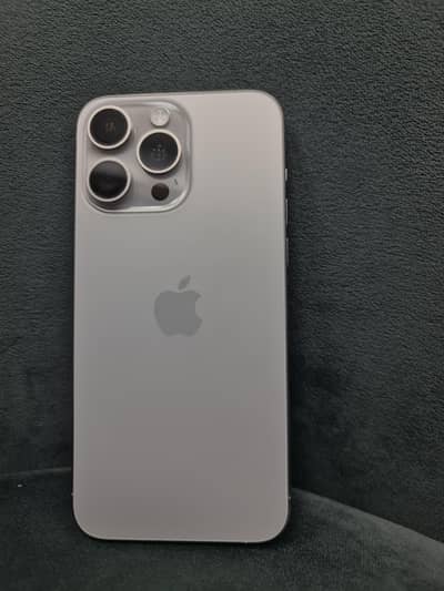 Apple iPhone 15 Pro Max