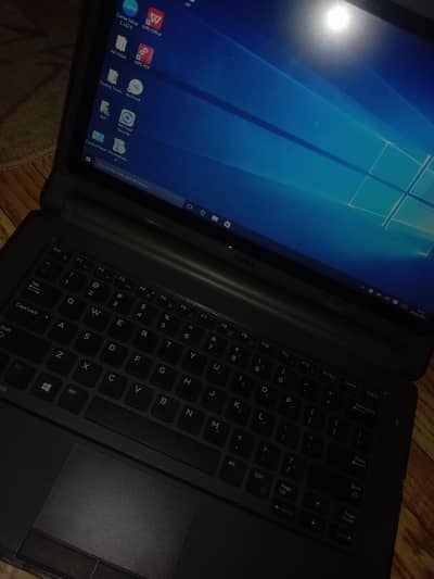 Dell Latitude 3350 Core i5 5th Gen 8GB RAM 128GB SSD Touch Screen