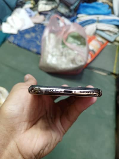 Apple iPhone XS