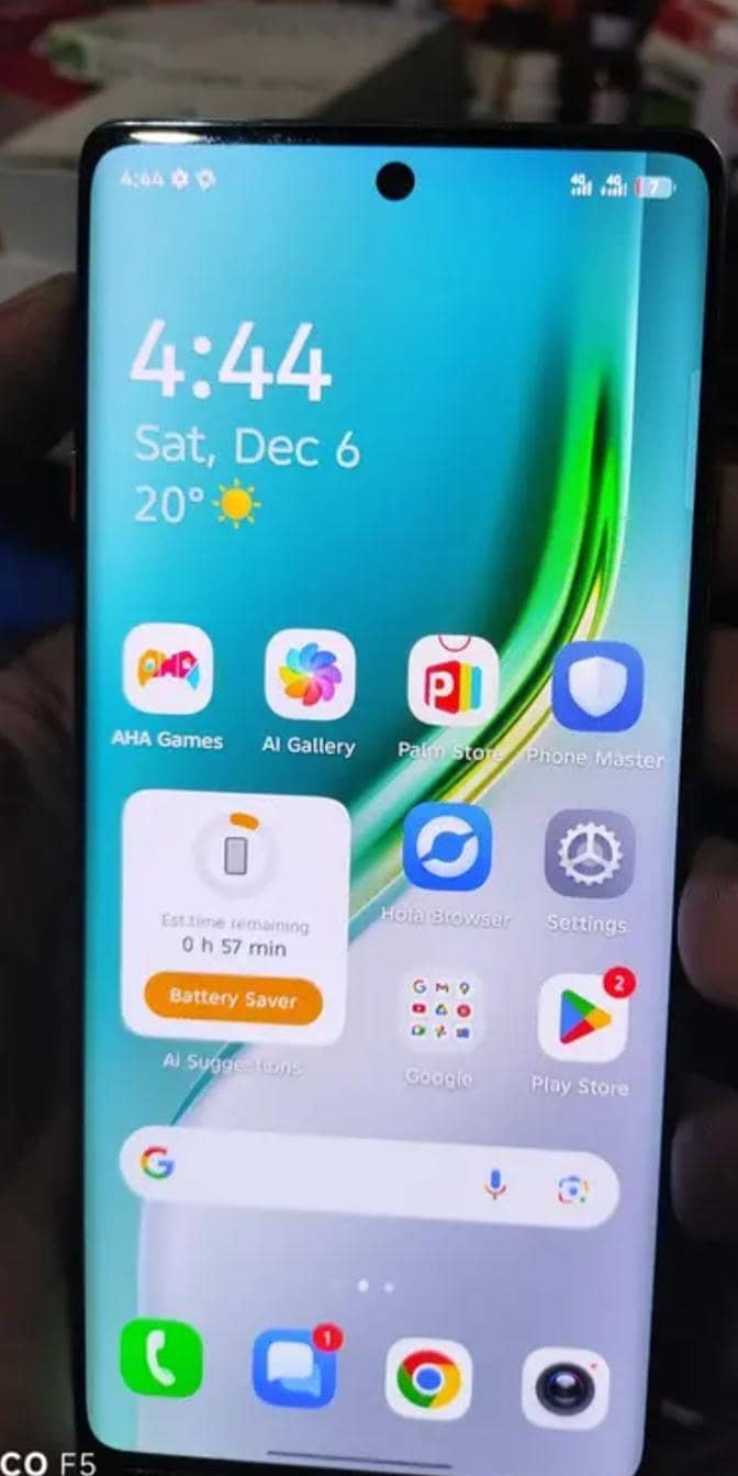 Tecno CAMON 40 Pro 1