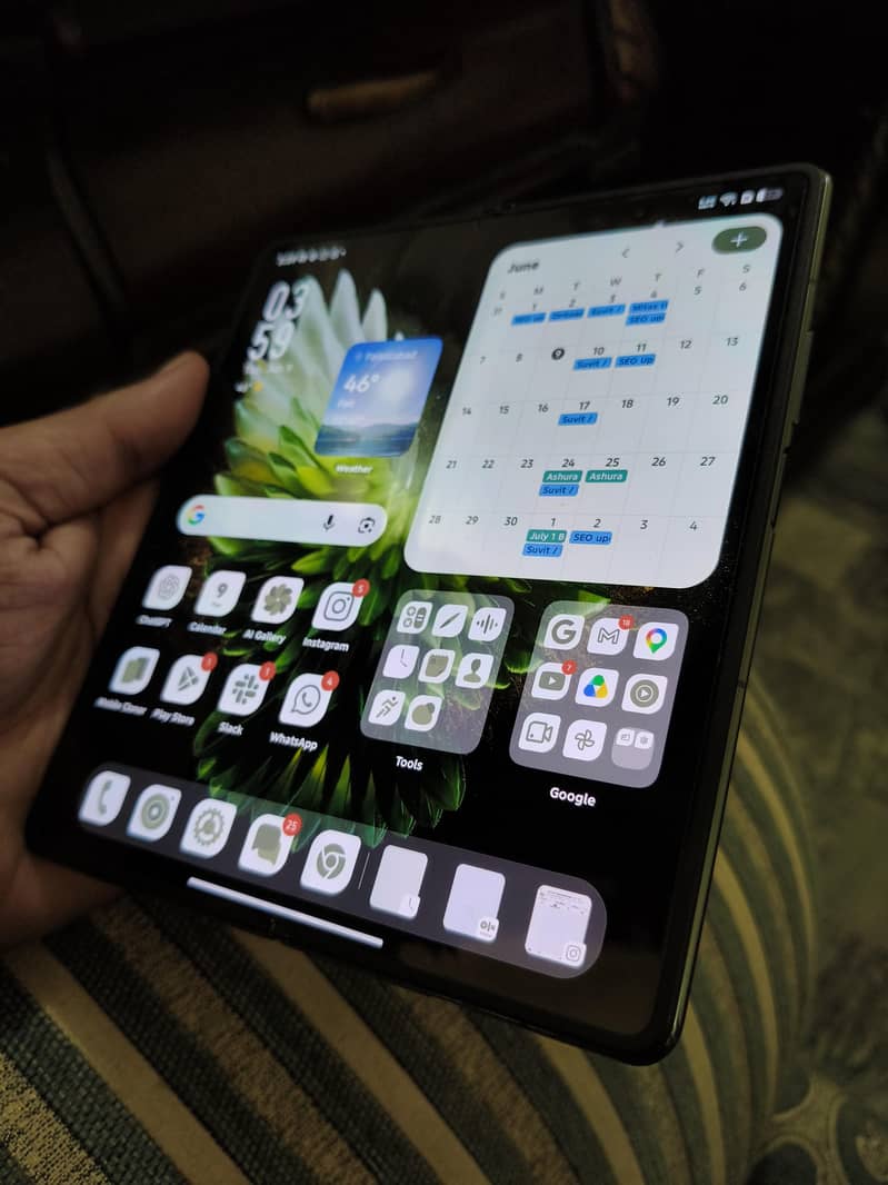 Tecno Phantom V Fold2 8