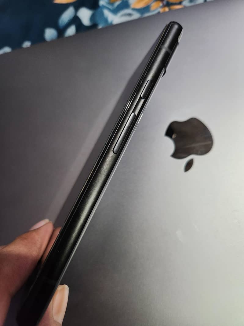 Google Pixel 6a 4