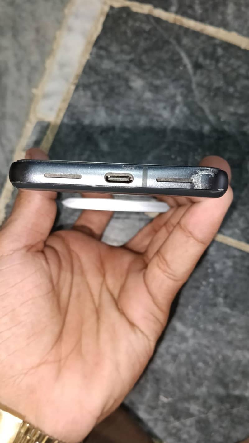 Google Pixel 8 1