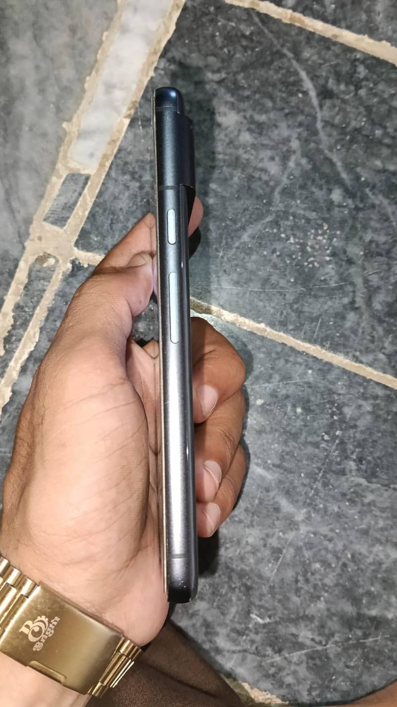 Google Pixel 8 3