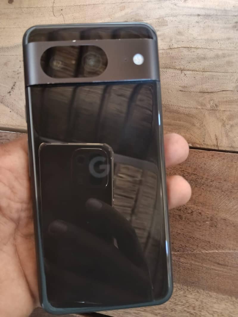 Google Pixel 8 5