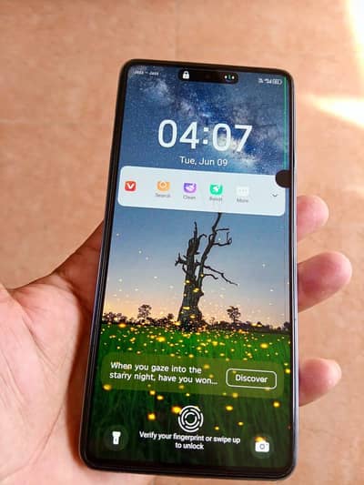 Tecno CAMON 20