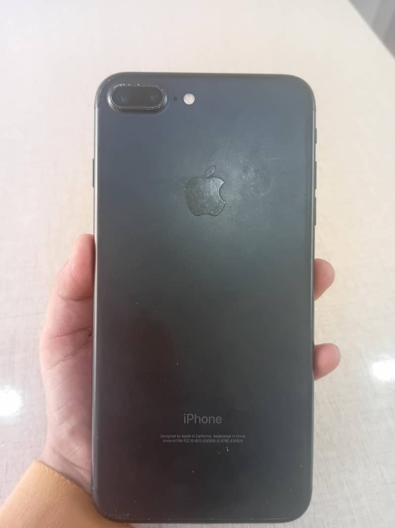 Apple iPhone 7 Plus 0