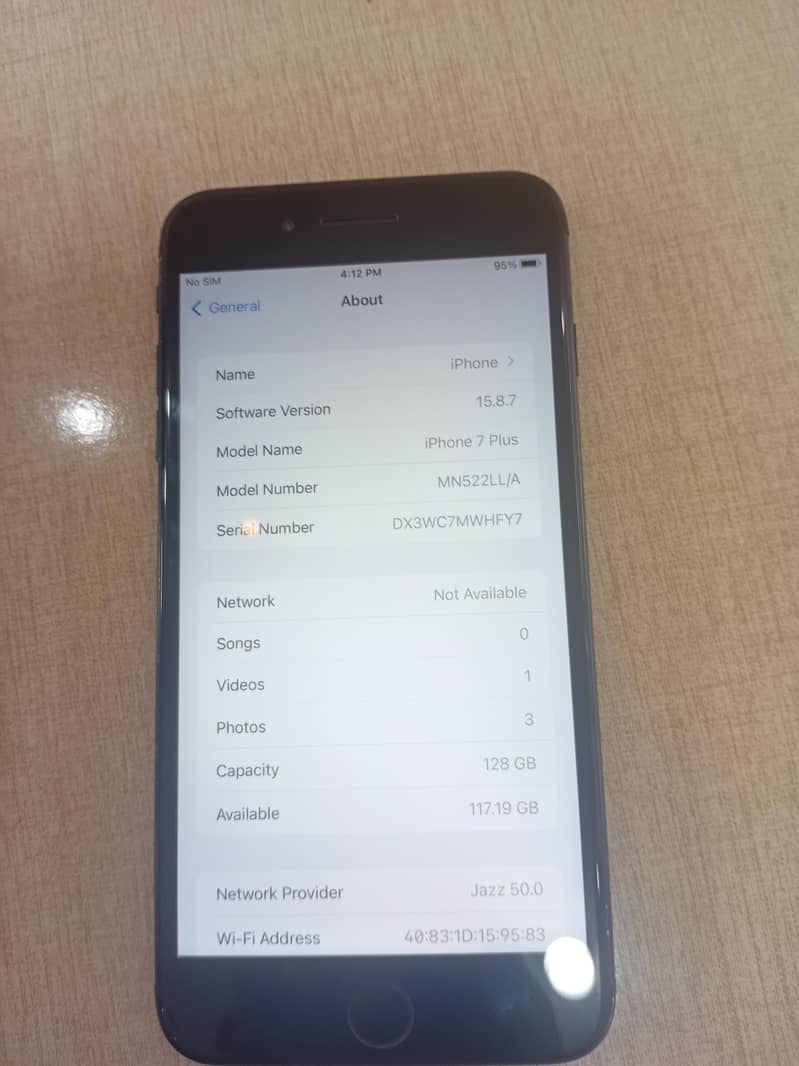 Apple iPhone 7 Plus 2