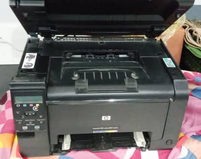 HP LaserJet Pro 100 Color MFP M175a
