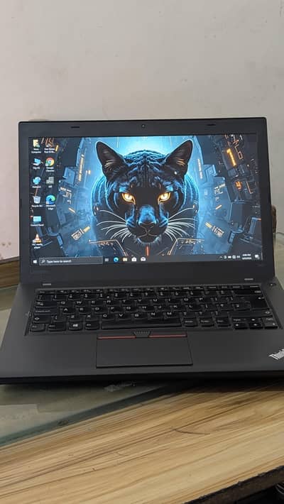 Lenovo thinkpad T460 core i5 6th generation. good condition