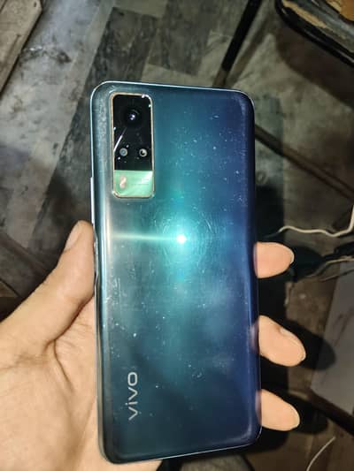 vivo y31 with box 4/128 memory