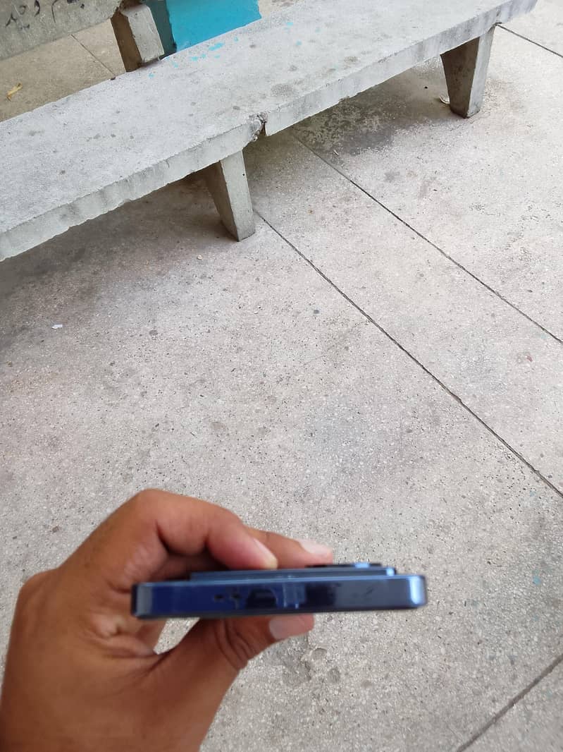 Infinix Note 40 4