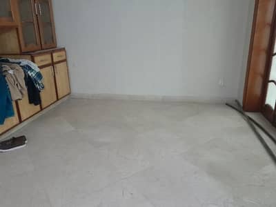 5 Marla Upper Portion Available For Rent Wapda Town Ph1 Block g4