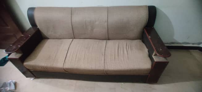 Five siter sofa sale in reasonable price
