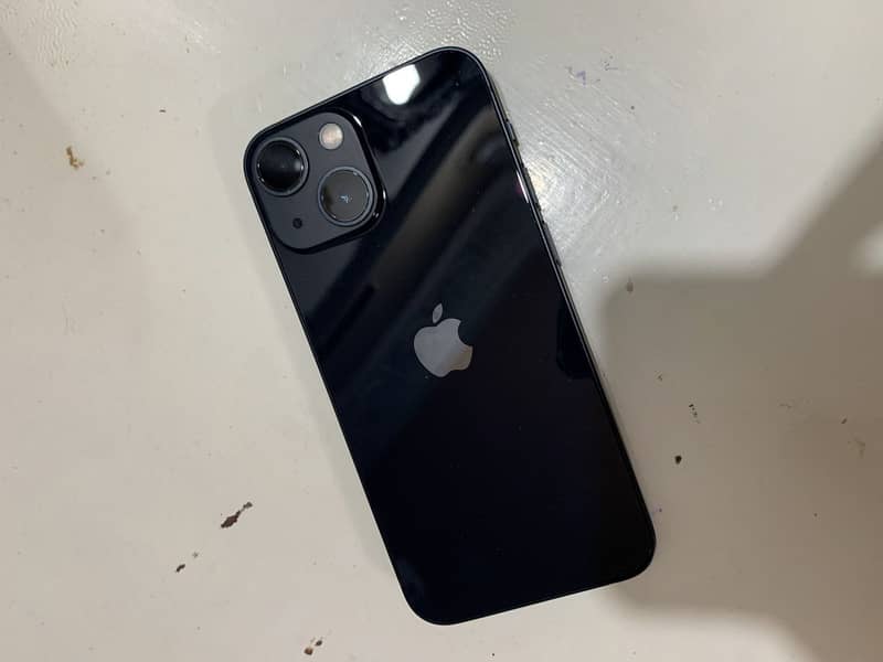 Apple iPhone 13 mini 1