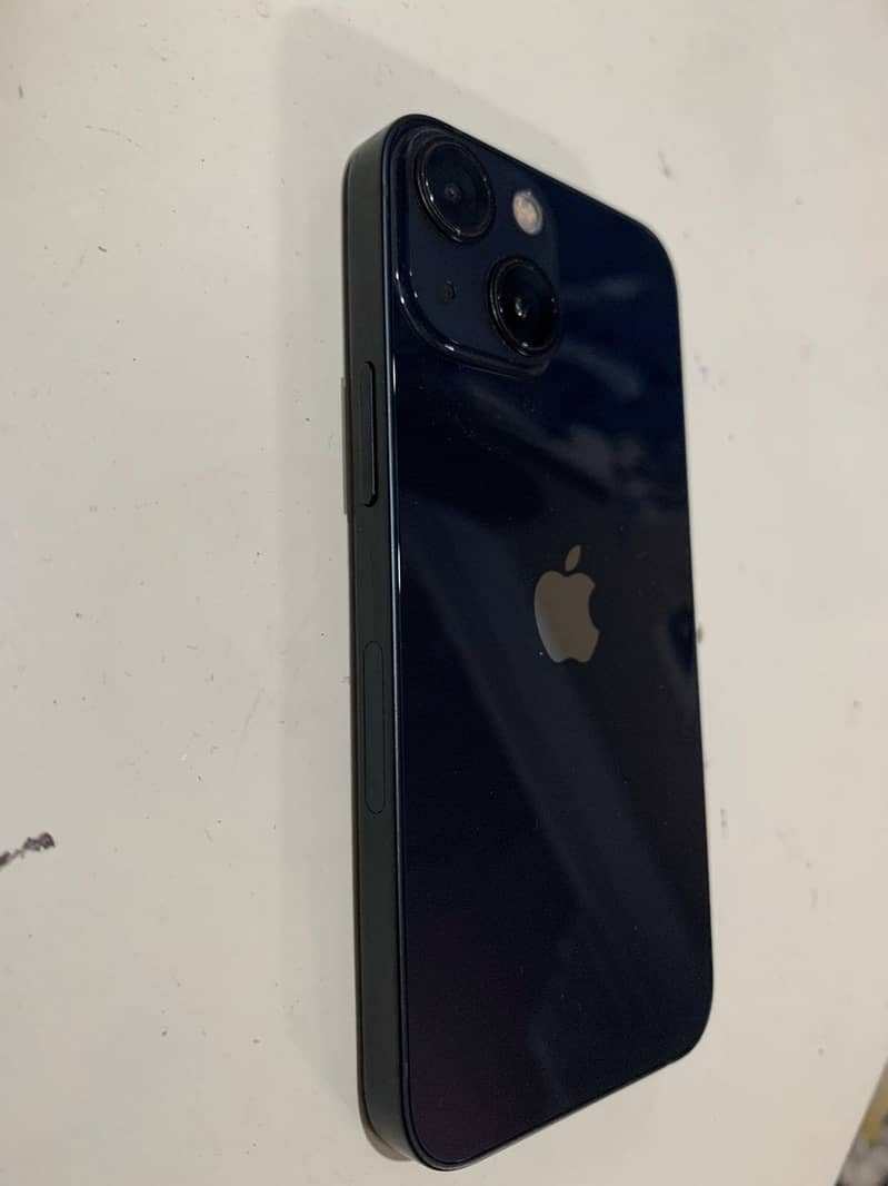 Apple iPhone 13 mini 3