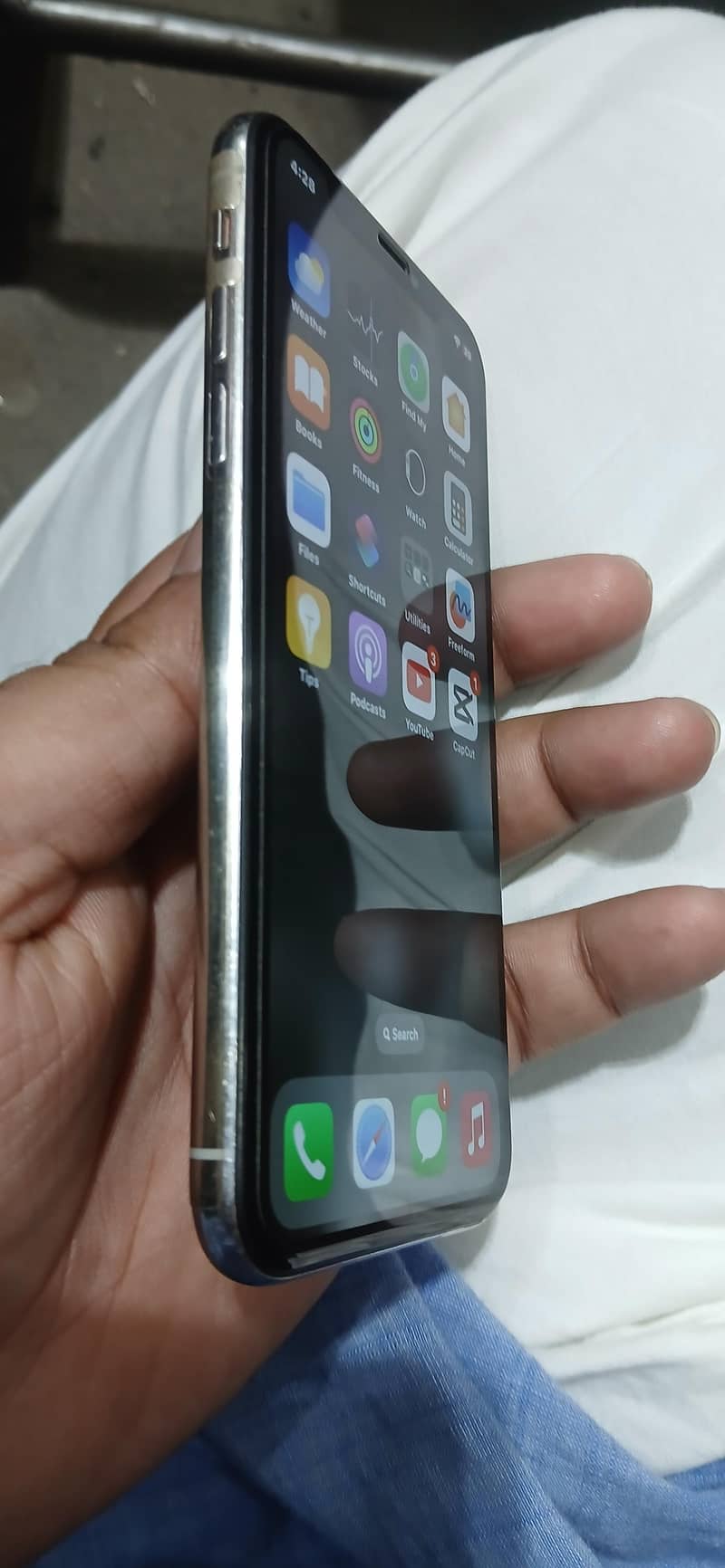Apple iPhone X 3