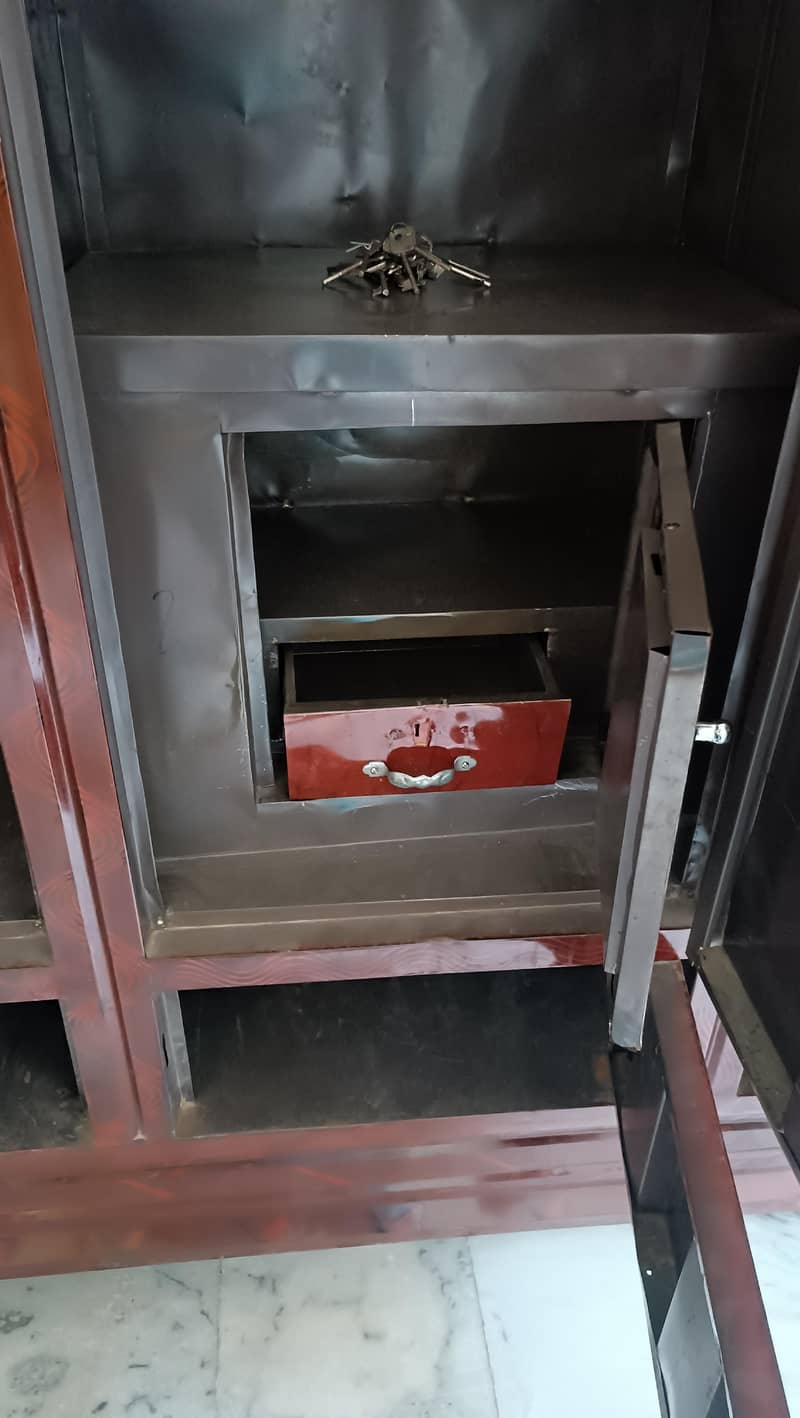 cupboard 7