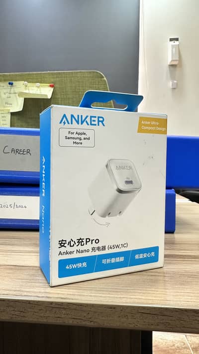 Anker Nano Original Charger 45 wats Just box Open