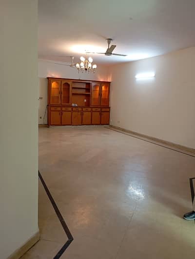 10 Marla Ground Portion Available For Rent In Bahria Town Phase 4