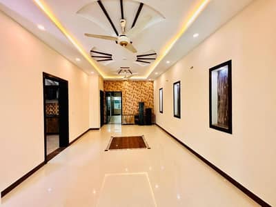 10 Marla Beautiful House Portion Available For Rent In Bahria Town Phase 4 .