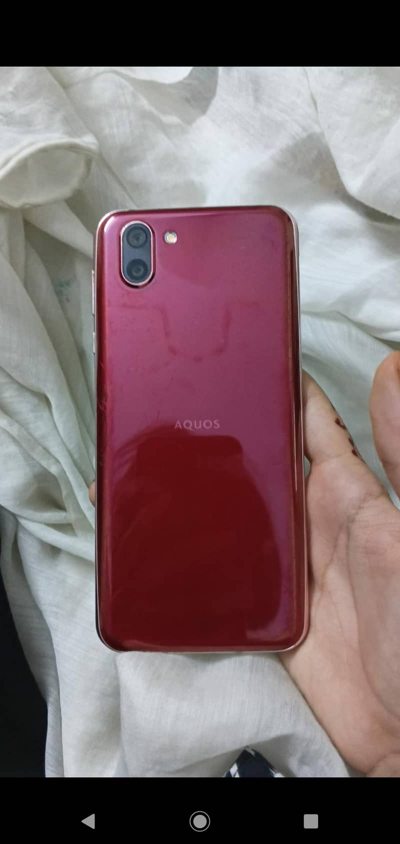 Sharp Aquos R2 1