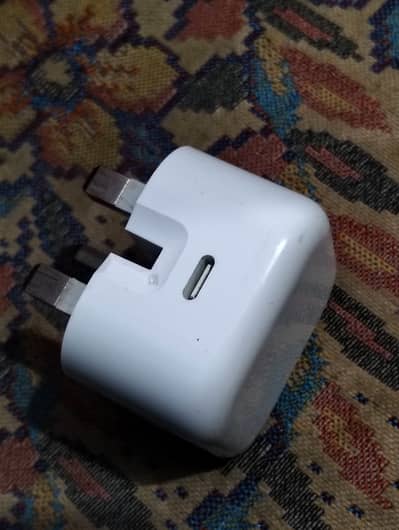 Iphone 16pro k liay Liya tha