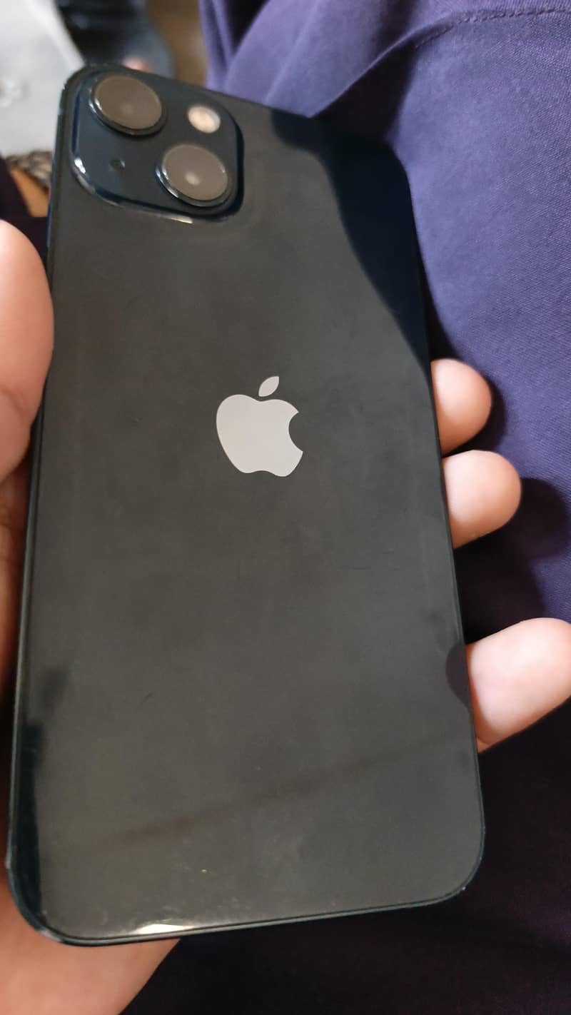 Apple iPhone 13 6