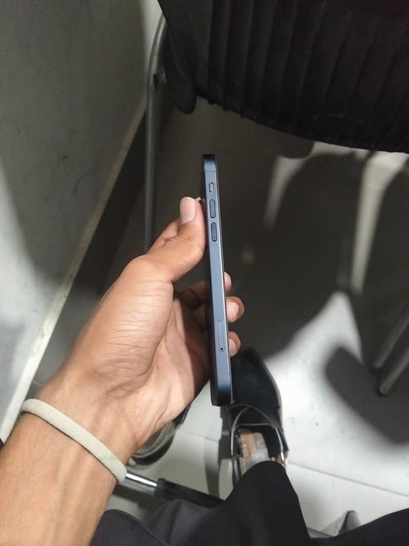 Apple iPhone 12 2