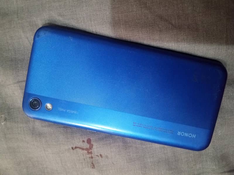 Honor 8S 1