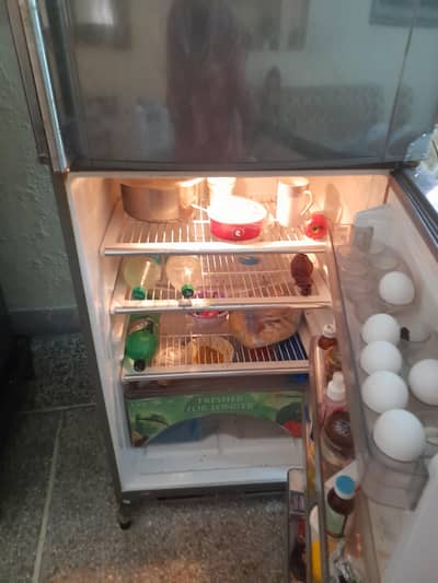 dawlance refrigerator